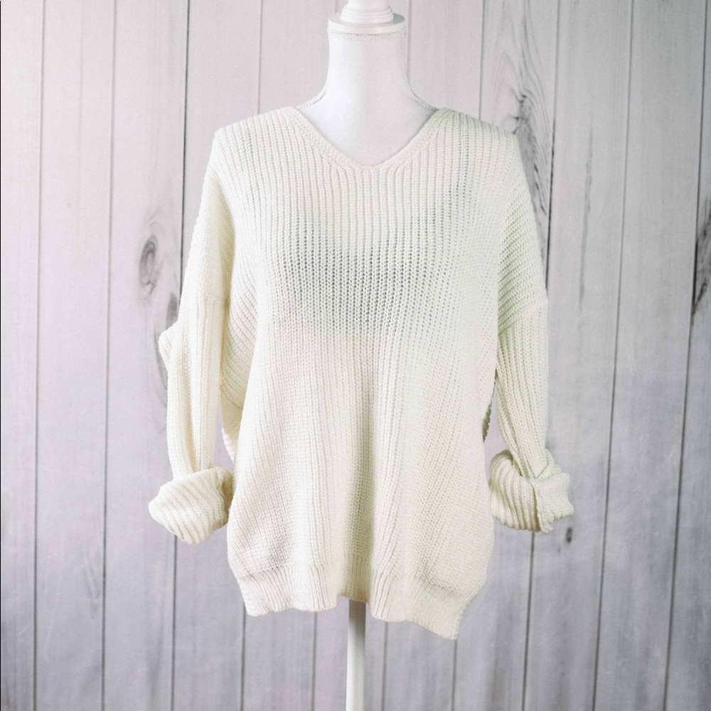 ⚡️LAST ONE⚡️Alyssa- oversized ivory twist sweater - Picture 4 of 9